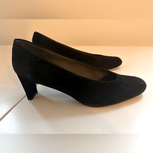 Stuart Weitzman Black Suede Heels 8.5